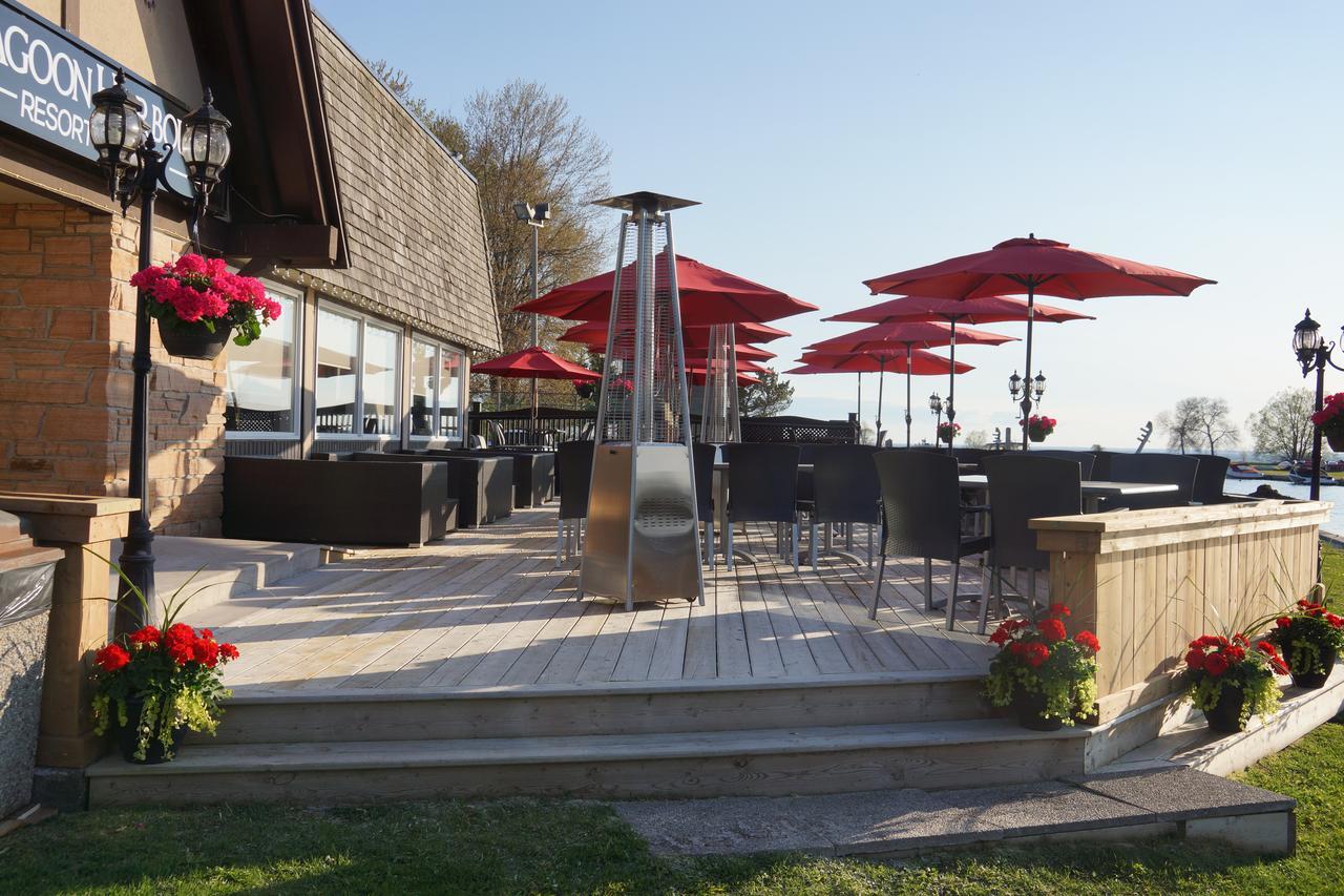 Lagoon Harbour Resort & Hotel Orillia Exterior photo